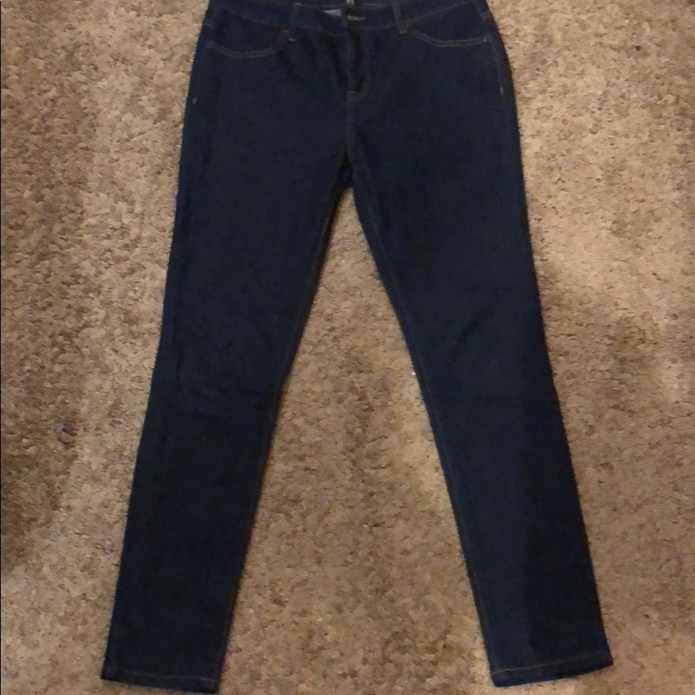Forever 21 Dark Denim Skinny Jeans